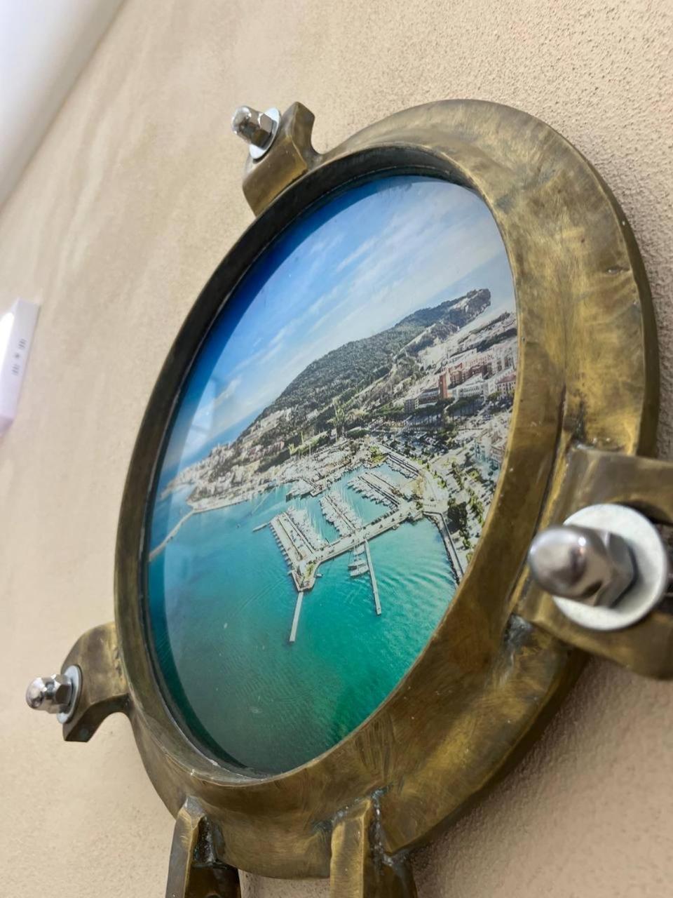 A Due Passi Da Hotell Formia Exteriör bild